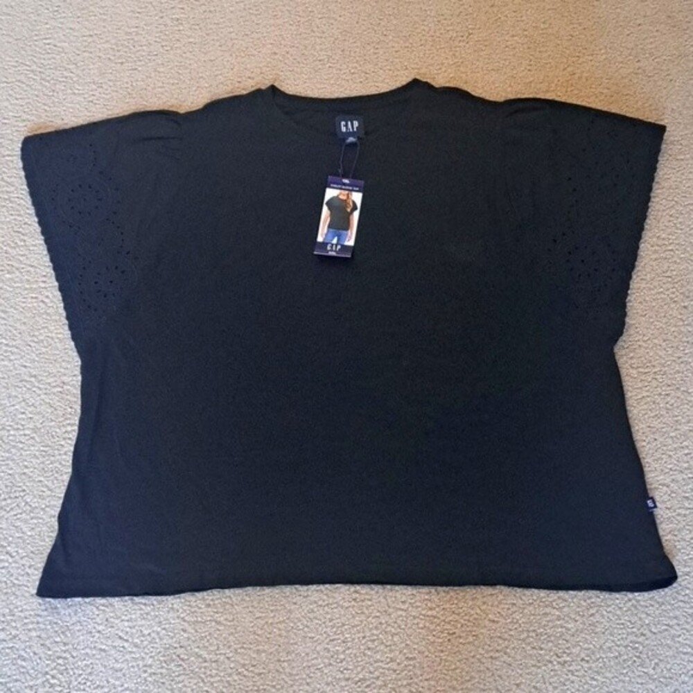 2XL   GAP EYELET SLEEVE TOP